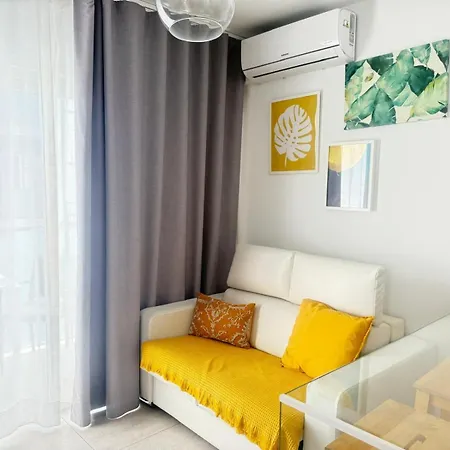 Bristol Sunset Private *